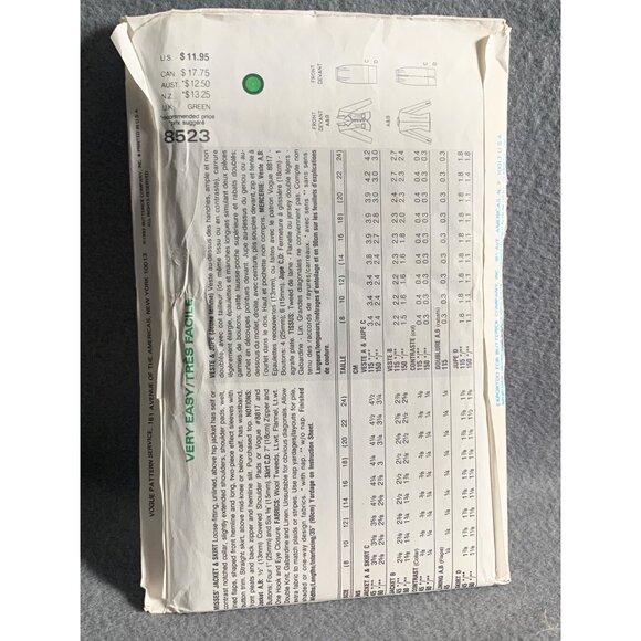 Vogue Sewing Pattern 8523 Womens Blazer Skirt Set Size 20-24 uncut - Picture 2 of 2